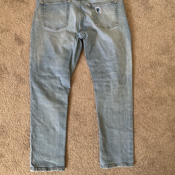 MENS RIPPED JEANS - Picture 4 of 4